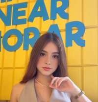 Available Gabriel - puta in Jakarta