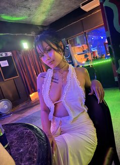 Available in Chatan - puta in Okinawa Island Photo 9 of 11