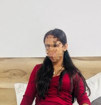 Hot girl in Bangalore - escort in Kochi
