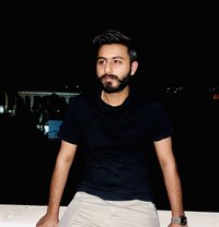Available in Karachi - Acompañantes masculino in Karāchi