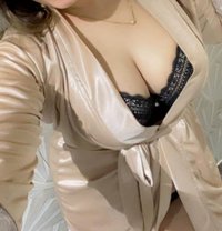 I am Cam Queen - escort in Mumbai