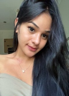 AVAILABLE KUTA, MORE TOP LADY (VERSTAIL) - Acompañantes transexual in Bali Photo 29 of 30