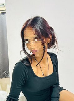 Available Meet and Cam Show - puta in Chennai Photo 3 of 4