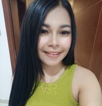 Millie massage Professional - puta in Al Manama Photo 1 of 8