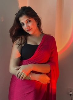 Available Sarvice Massage Me - escort in Mumbai Photo 1 of 1