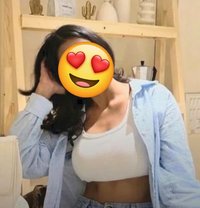 Available today - escort in Noida Photo 1 of 4