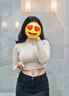 Available today - escort in New Delhi Photo 3 of 4