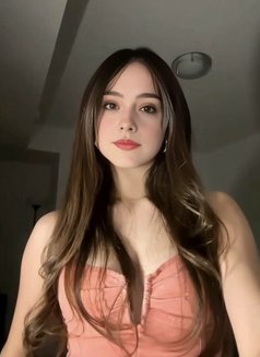 Available Today - escort in Jakarta Photo 3 of 4