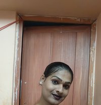 Available Vani - Transsexual escort in Bangalore