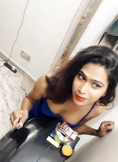 Avantika - Transsexual escort in New Delhi Photo 1 of 5