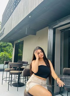 Avantika - escort in Kochi Photo 2 of 3