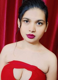 Avantika - Transsexual escort in Hyderabad Photo 3 of 11