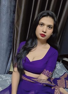 Avantika - Transsexual escort in Hyderabad Photo 7 of 11