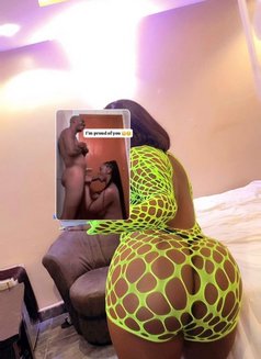 AvaRosa - masseuse in Lagos, Nigeria Photo 8 of 9