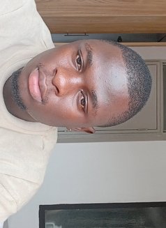 Ave Dave - Male escort in Nairobi Photo 1 of 2