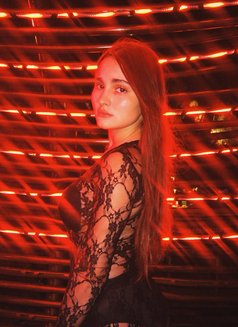 Avelina - escort in Phuket Photo 16 of 20