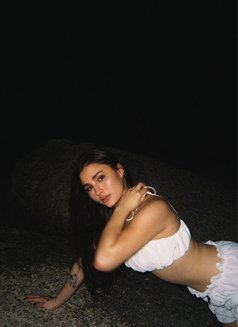 Avelina - escort in Phuket Photo 9 of 11