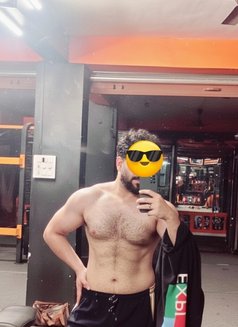 Average Guy - Male escort in Mumbai Photo 1 of 1