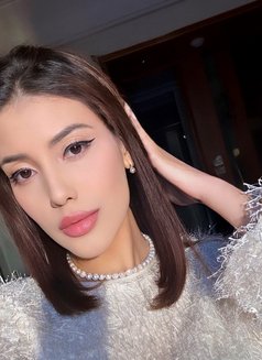 Avery Laurent - escort in Hong Kong Photo 12 of 13