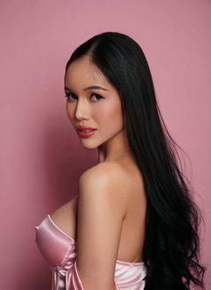 Avery ( Meet & Camshow) - puta in Bangkok Photo 10 of 10