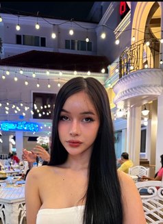 Avery - escort in Bangkok Photo 3 of 11