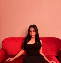 Avery - escort in Manila