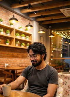 Avi Aoura - Acompañantes masculino in New Delhi Photo 9 of 10