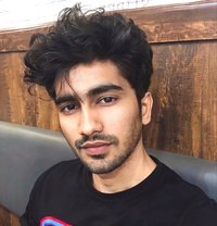Hardik Male Escort - Acompañantes masculino in New Delhi