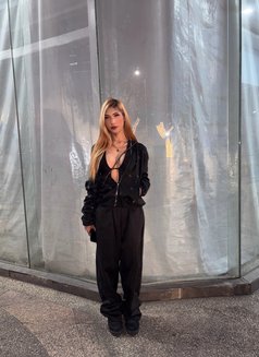 Avi Moren - Transsexual escort in Manila Photo 20 of 30