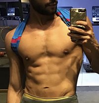 Avi Zayn - Male escort in Cairo