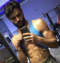 Avi Zayn - Male escort in Cairo
