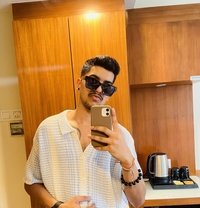 Avidu - Male escort in Kuala Lumpur