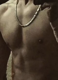 Avinash Singh - Male escort in New Delhi Photo 2 of 8