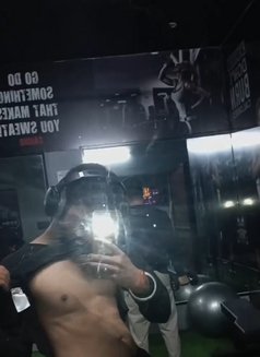 Avinash Singh - Male escort in New Delhi Photo 3 of 8