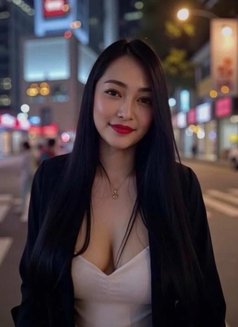 Massage in Bahrain - escort in Al Manama Photo 2 of 6