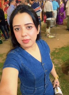 Avira_sharma cp/ south delhi/noida - escort in New Delhi Photo 10 of 14