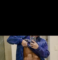 Aviran - Male escort in Colombo