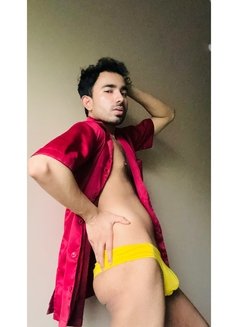 Avishek - Male escort in Kolkata Photo 3 of 5