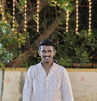 Avishkar - Acompañantes masculino in Mumbai