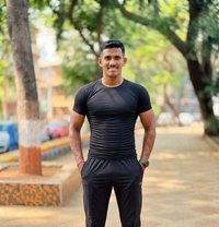 Avishkar - Male escort in Mumbai