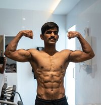 Avishkar - Acompañantes masculino in Mumbai