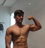 Avishkar - Acompañantes masculino in Mumbai Photo 5 of 9