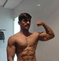 Avishkar - Male escort in Mumbai