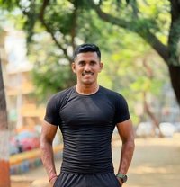 Avishkar - Male escort in Mumbai
