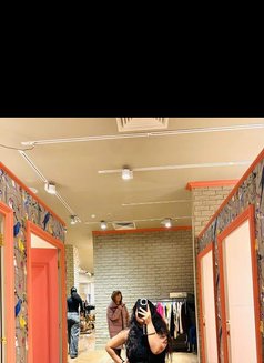 Avleen Kaur - escort in Lucknow Photo 2 of 6