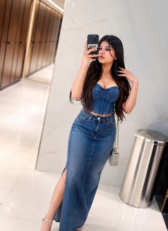 Avleen Kaur - escort in Lucknow Photo 4 of 6