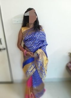 Avnee - escort in Raipur Photo 8 of 10