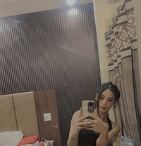 Avneet Randhawa - Transsexual escort in Chandigarh