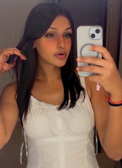Avni - escort in Ahmedabad Photo 8 of 15