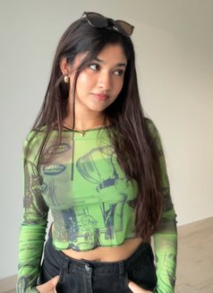 Avni - escort in Bangalore Photo 2 of 3
